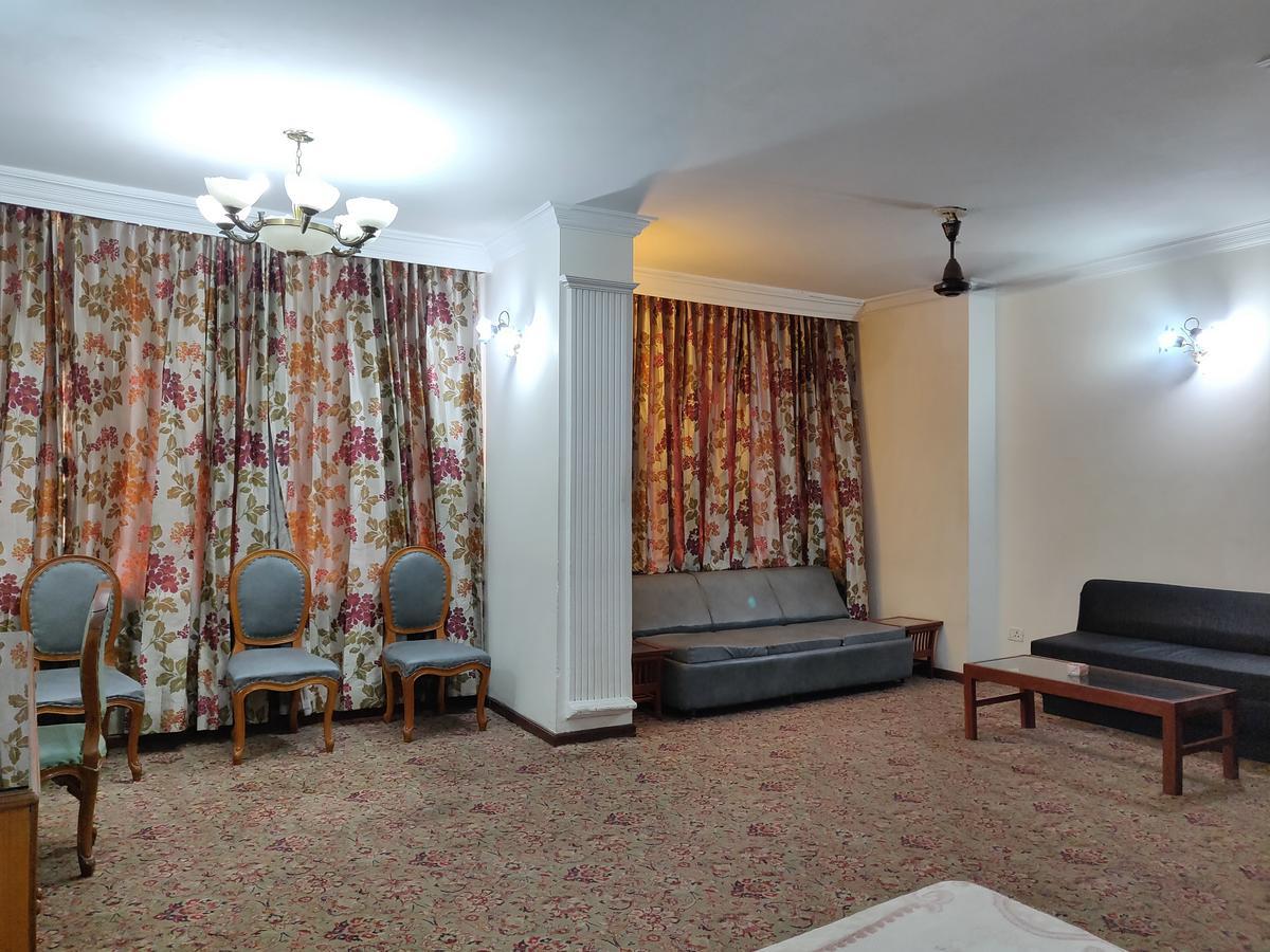 Hotel Premier Jammu Eksteriør bilde